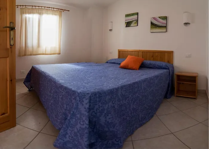 Oleandri Vista Mare * 雷纳马约勒