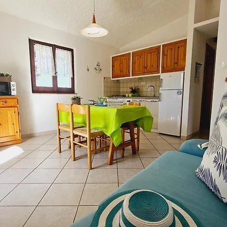 Oleandri Vista Mare بيت للعطل